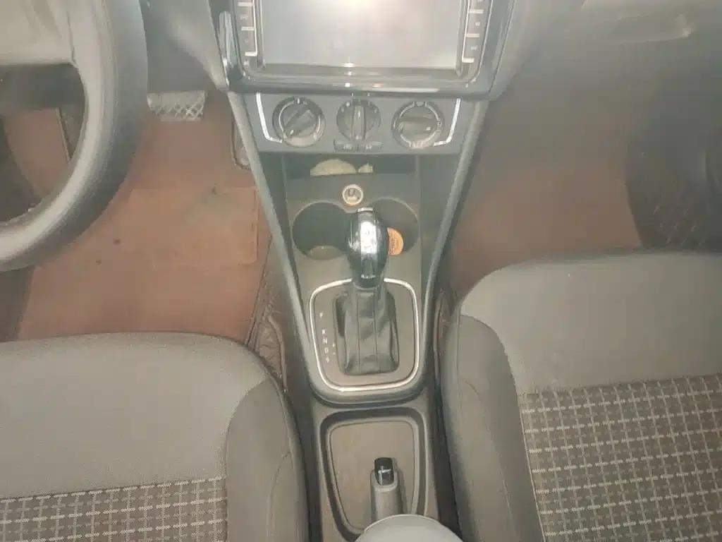2014 Polo 1.6L Automatic Comfort Edition — миниатюра 14