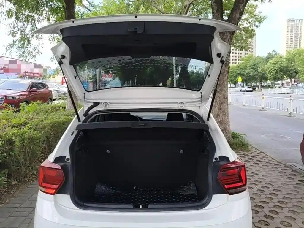 2019 Polo Plus 1.5L Automatic Panoramic Enjoyment Edition — миниатюра 19