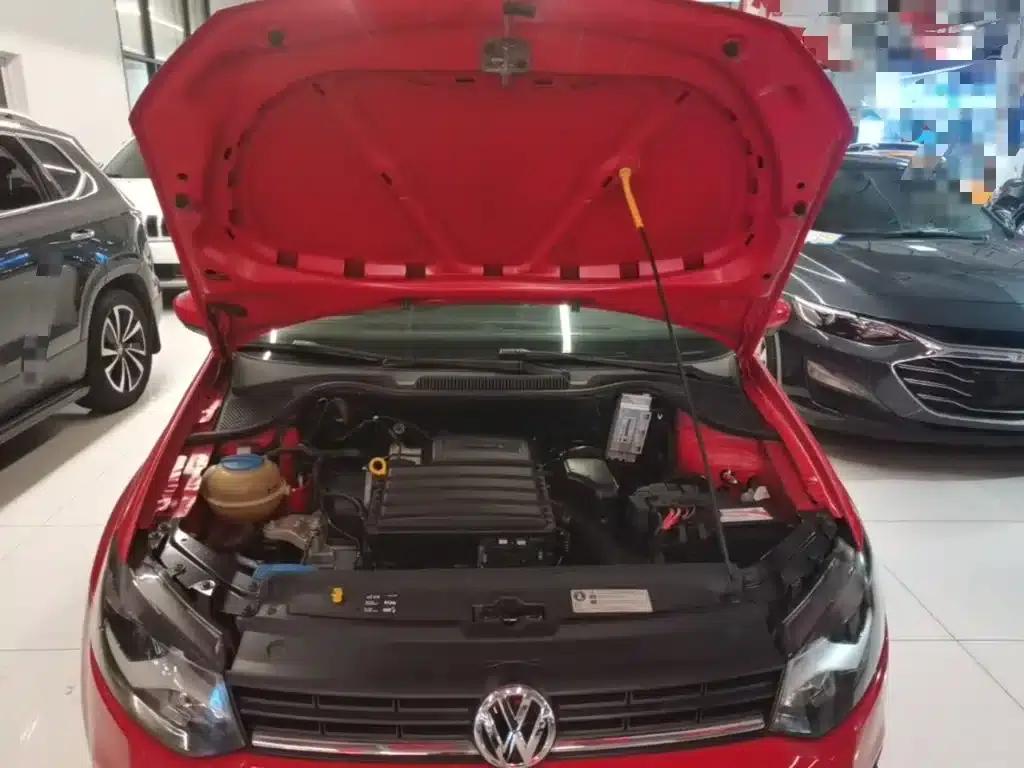 2016 Polo 1.4L Automatic Fashion Edition — миниатюра 20