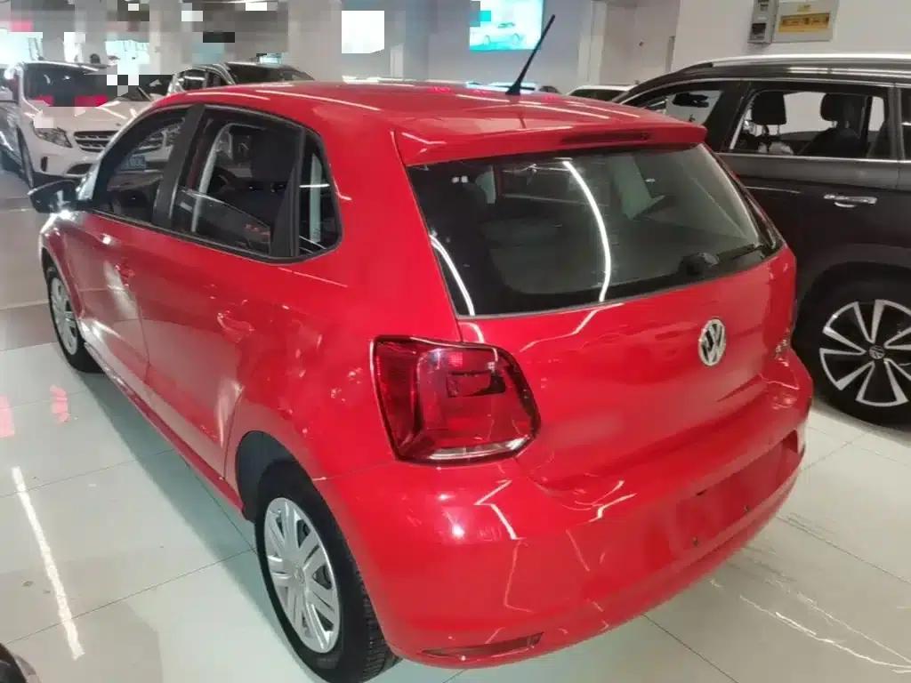 2016 Polo 1.4L Automatic Fashion Edition — миниатюра 5