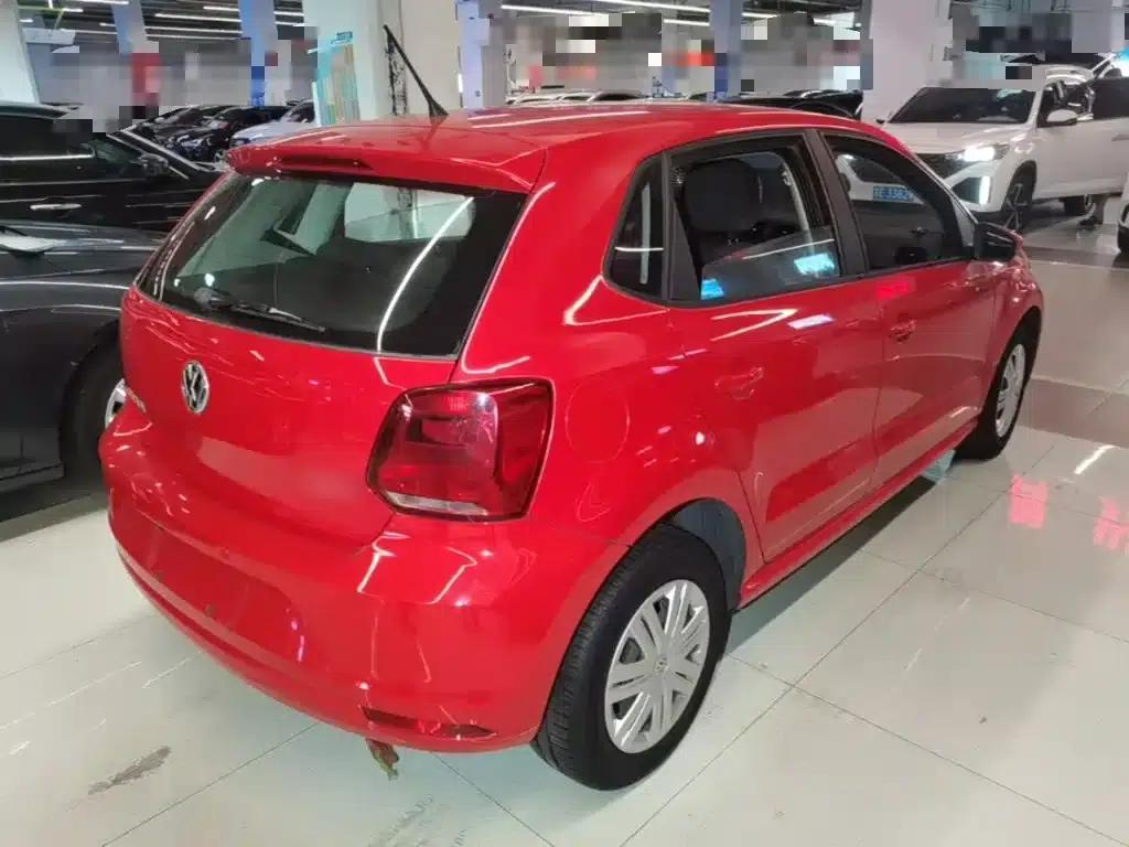 2016 Polo 1.4L Automatic Fashion Edition — миниатюра 7