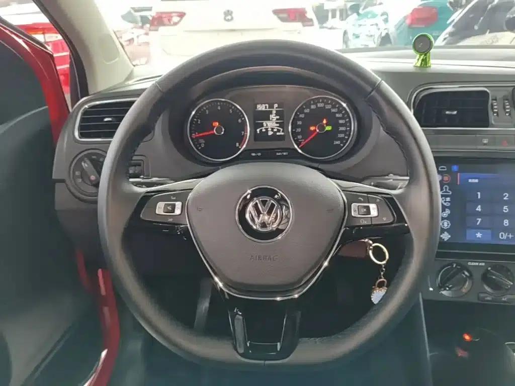 2016 Polo 1.6L Automatic Comfort Model — миниатюра 11