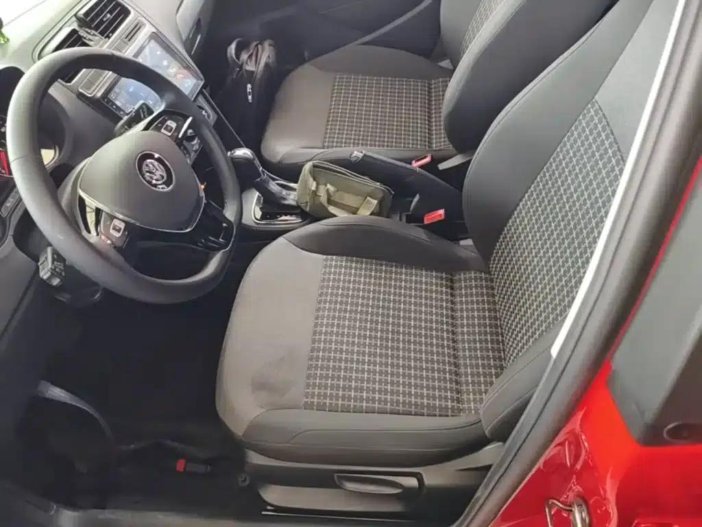 2016 Polo 1.6L Automatic Comfort Model — миниатюра 15