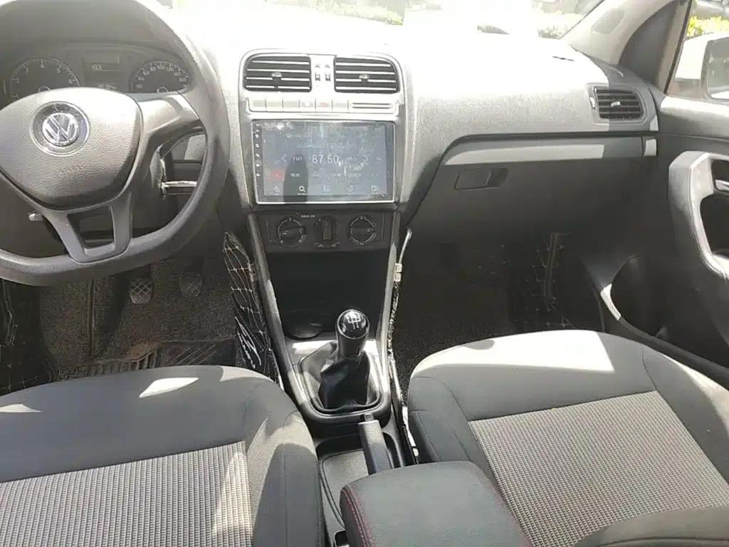 2016 Polo 1.4L Manual Fashion Edition — миниатюра 13