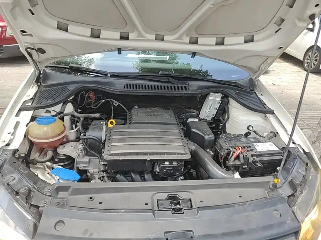 2016 Polo 1.4L Manual Fashion Edition — миниатюра 20