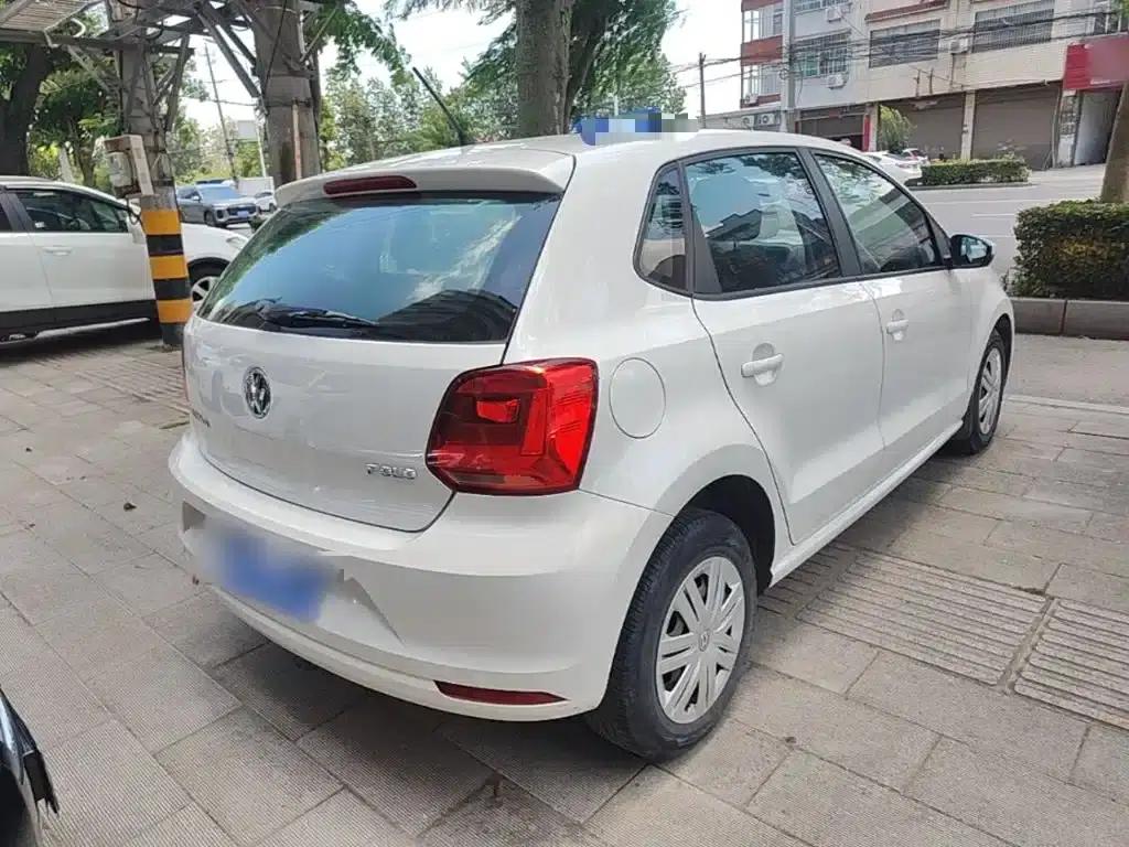 2016 Polo 1.4L Manual Fashion Edition — миниатюра 7