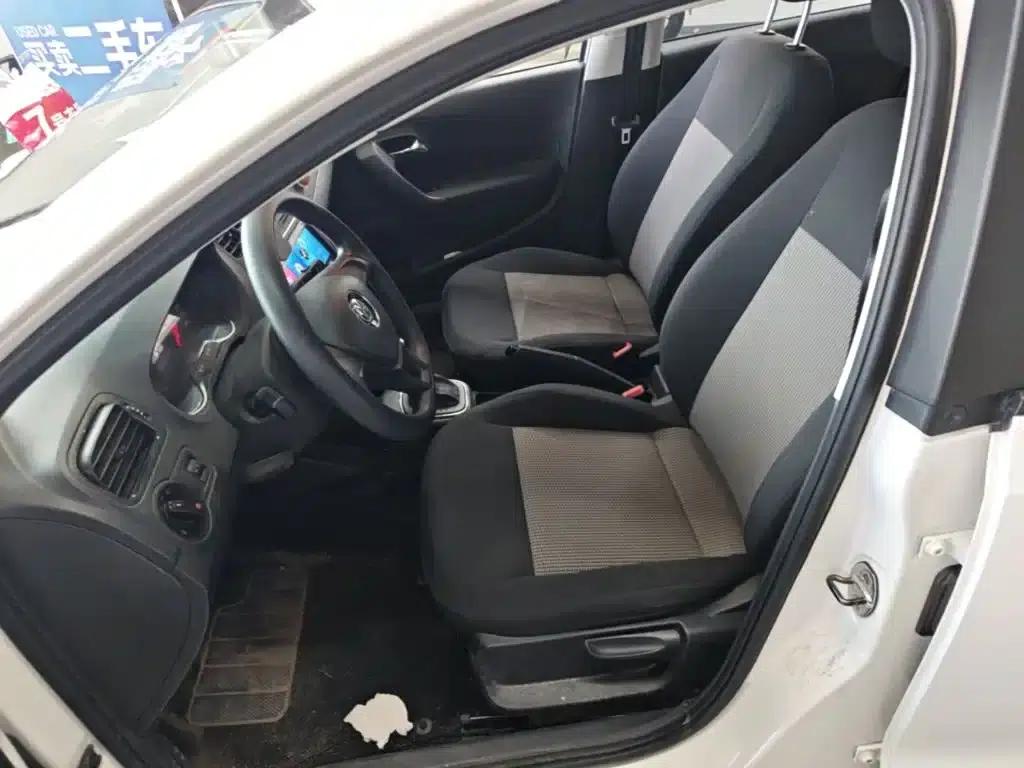 2016 Polo 1.4L Automatic Fashion Edition — миниатюра 15