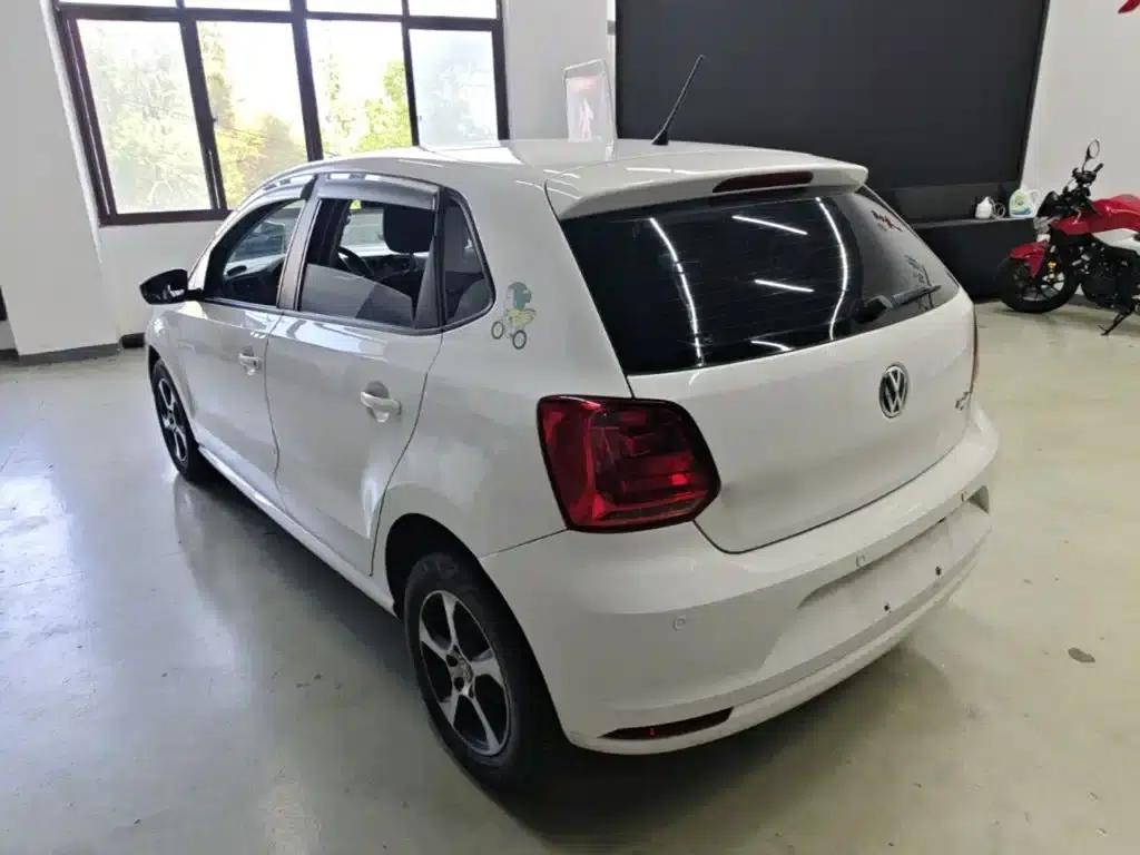 2016 Polo 1.4L Automatic Fashion Edition — миниатюра 5