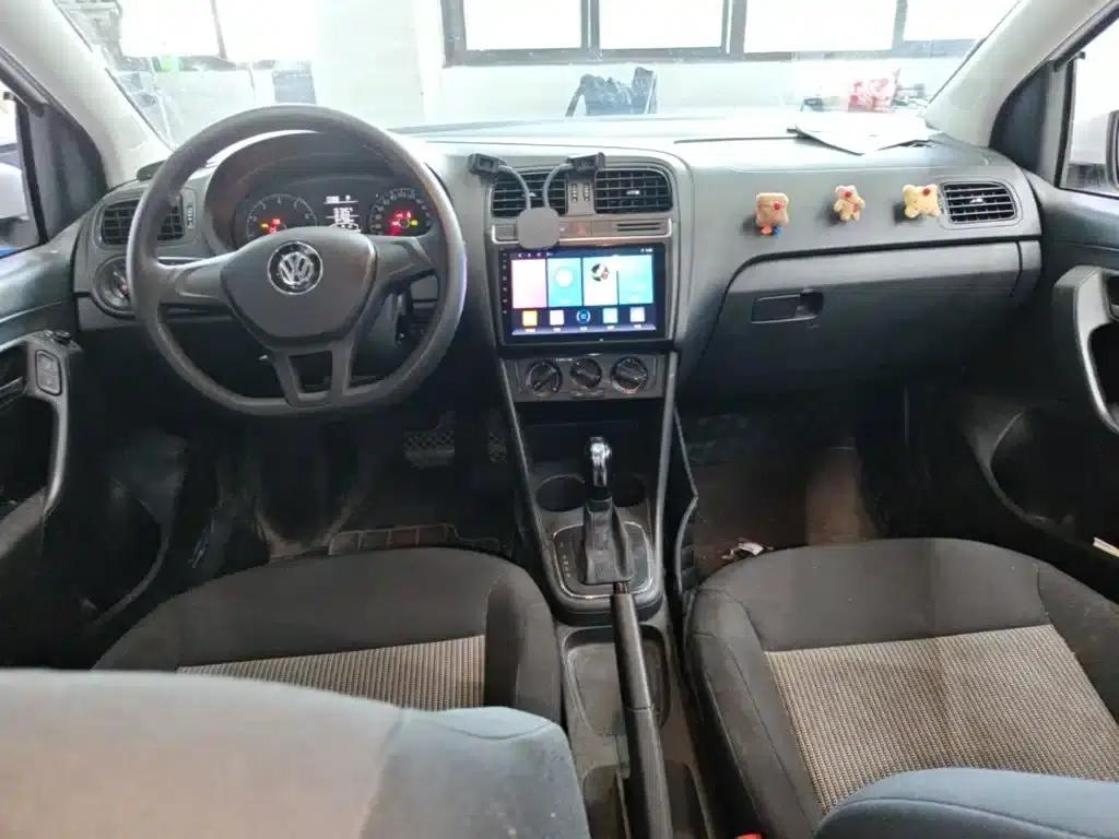 2016 Polo 1.4L Automatic Fashion Edition — миниатюра 10