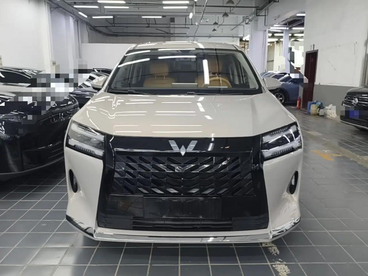 Wuling Starlight 730 2025 Model Plug-in Hybrid 125km Luxury Edition — миниатюра 2