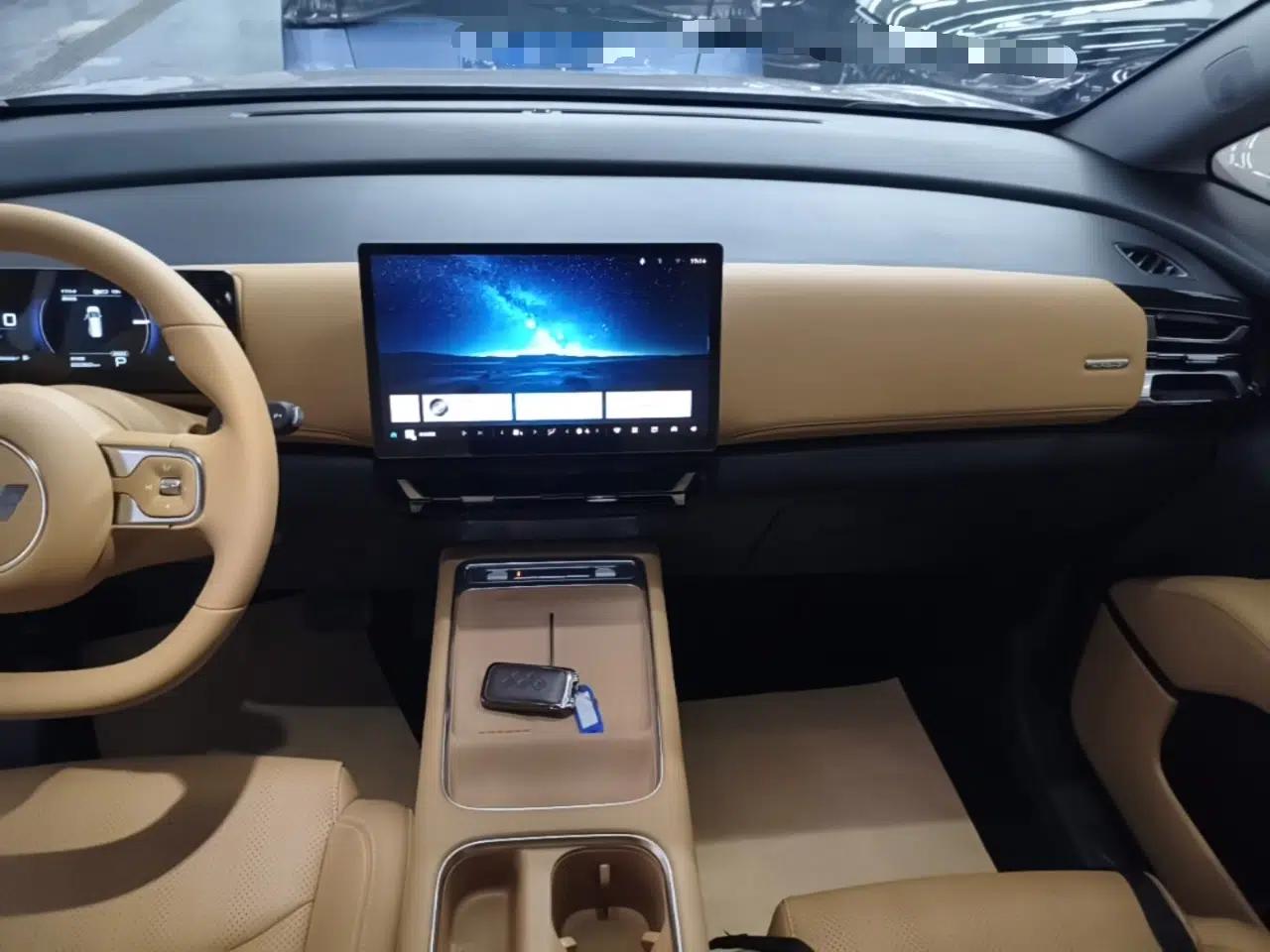 Wuling Starlight 730 2025 Model Plug-in Hybrid 125km Luxury Edition — миниатюра 15