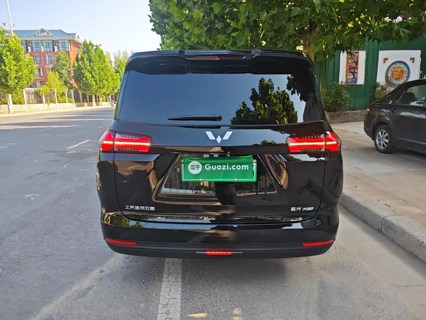 Wuling Starlight 730 2025 Model Plug-in Hybrid 125km Luxury Edition — миниатюра 5