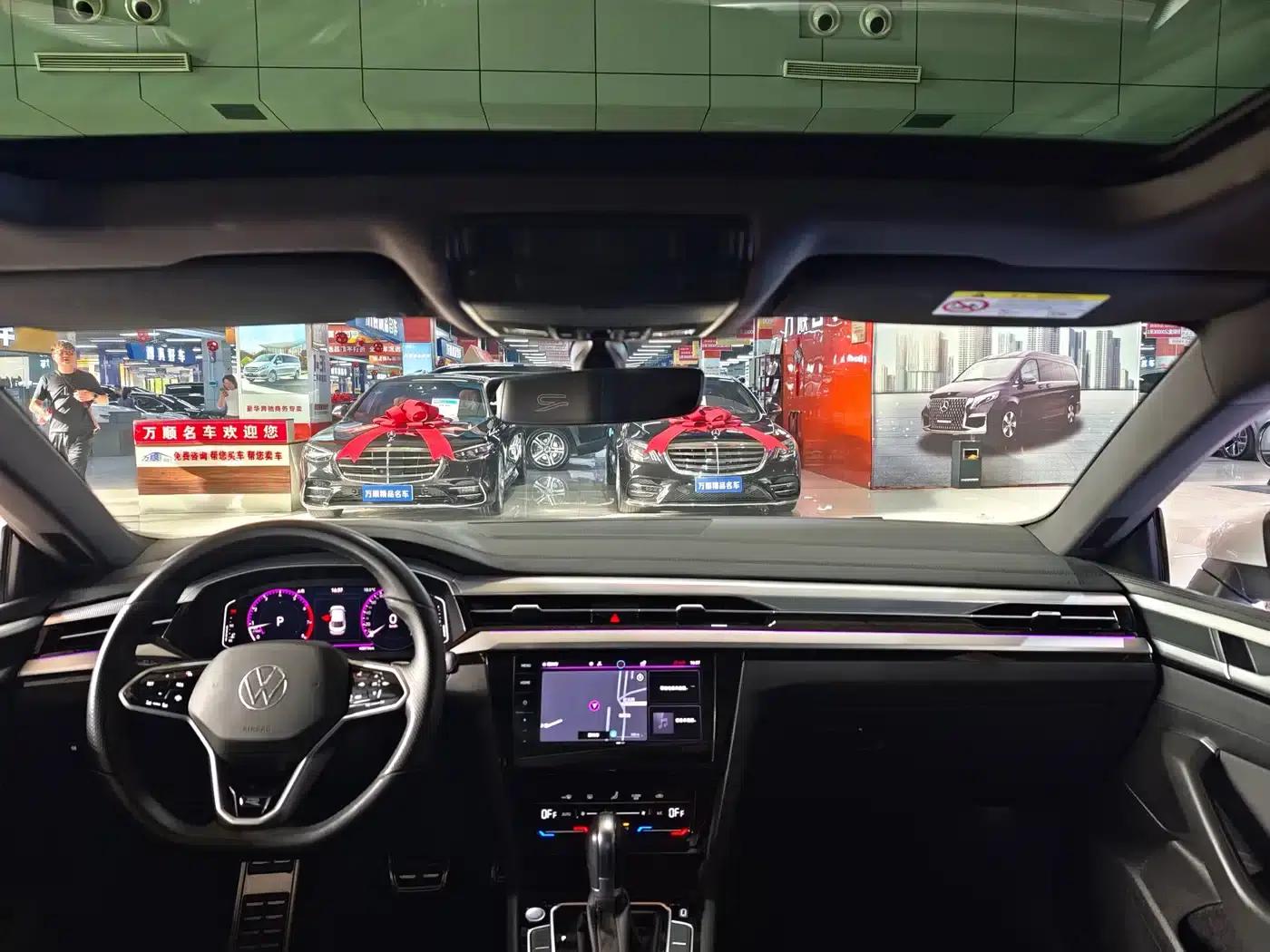 FAW-Volkswagen CC 2023 330TSI Dazzling Edition — миниатюра 12