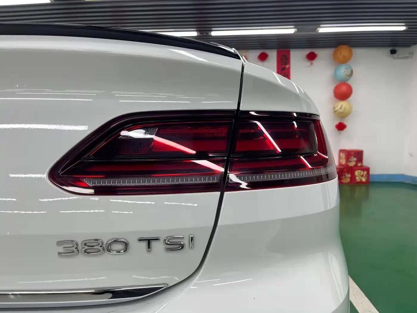 FAW-Volkswagen CC 2023 380TSI Striking Edition — миниатюра 28