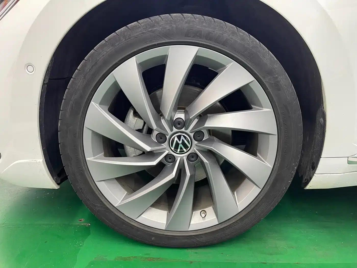 FAW-Volkswagen CC 2023 380TSI Striking Edition — миниатюра 30