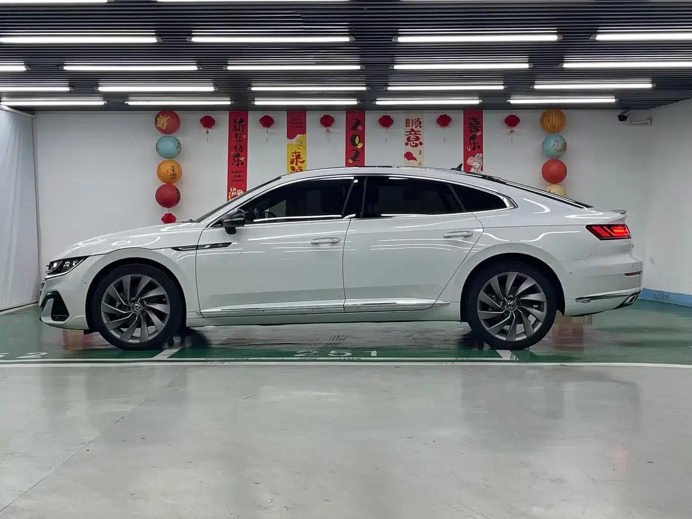 FAW-Volkswagen CC 2023 380TSI Striking Edition — миниатюра 4