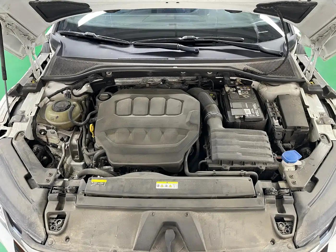 FAW-Volkswagen CC 2023 380TSI Striking Edition — миниатюра 31