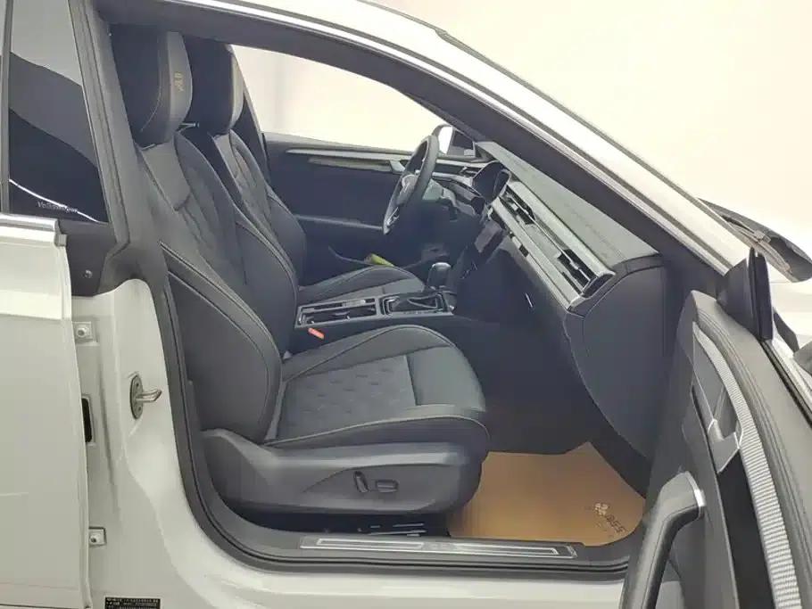 FAW-Volkswagen CC 2026 Model 30 Million Unit Selection Edition 380TSI - Eye-Catching — миниатюра 8