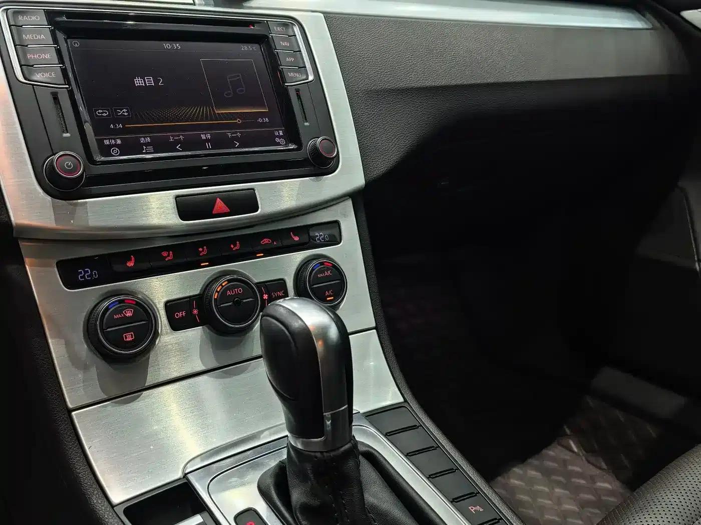 FAW-Volkswagen CC 2018 1.8TSI Luxury Edition — миниатюра 11