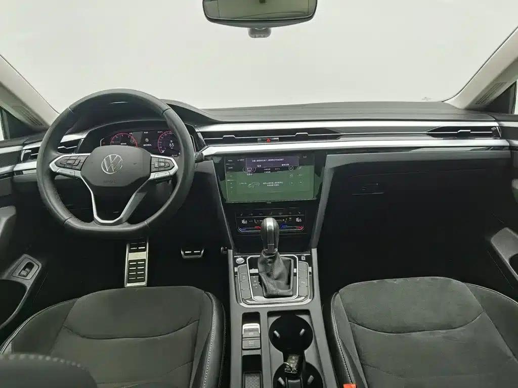 FAW-Volkswagen CC 2021 Shooting Brake 330TSI Shooting Edition — миниатюра 5