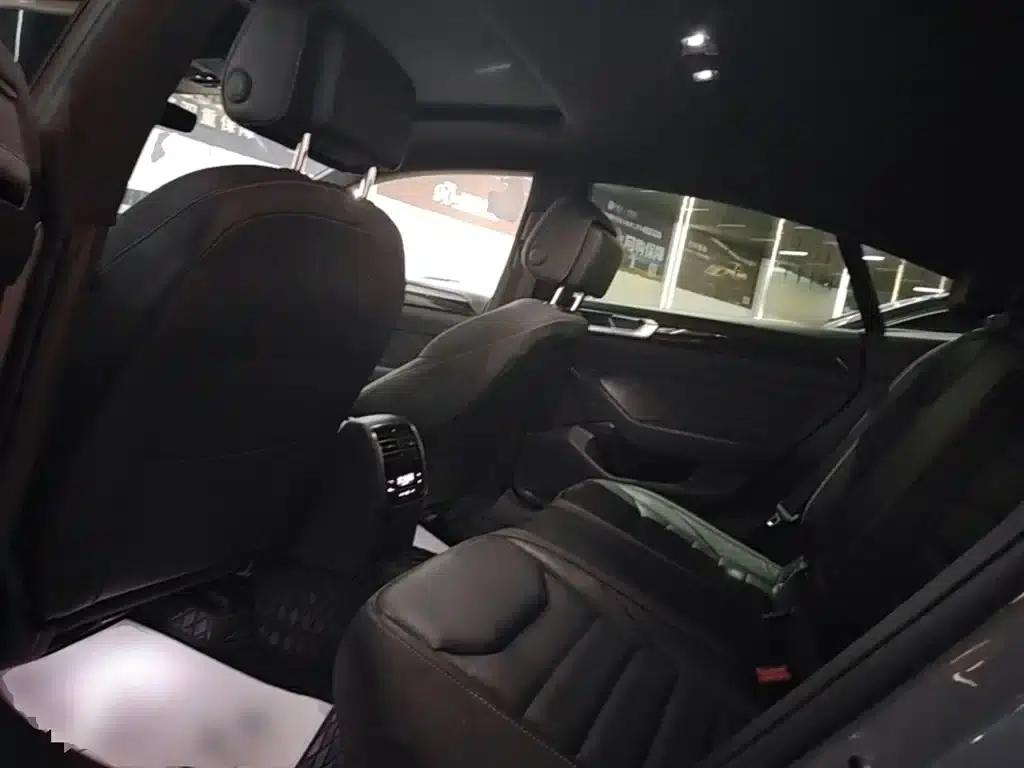 FAW-Volkswagen CC 2021 380TSI Striking Edition — миниатюра 17