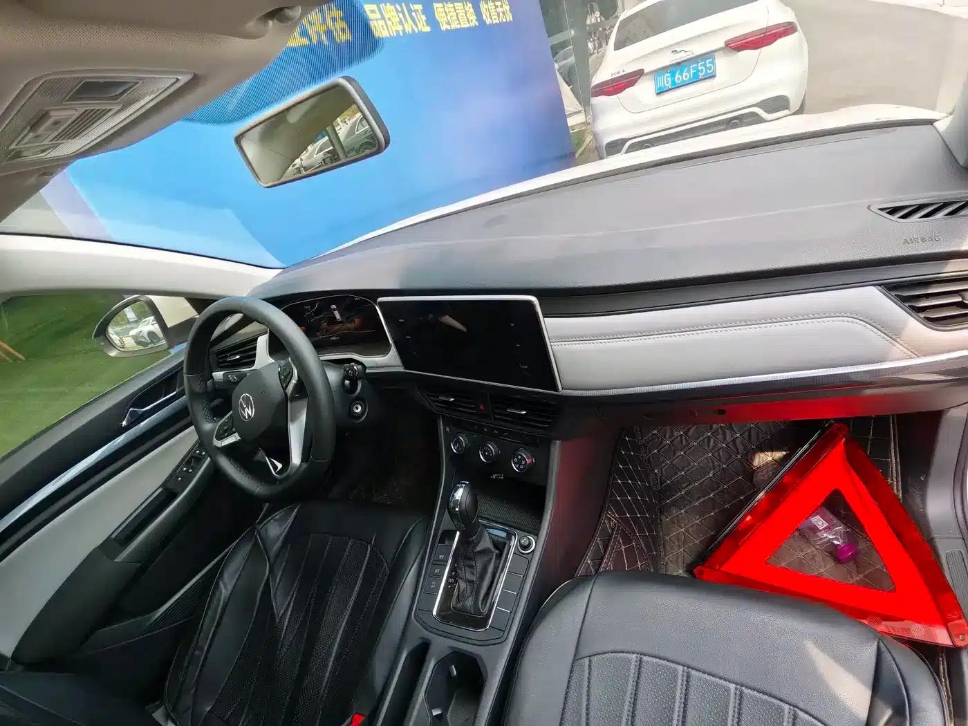 2024 Volkswagen Bora 200TSI DSG Comfort Edition — миниатюра 8