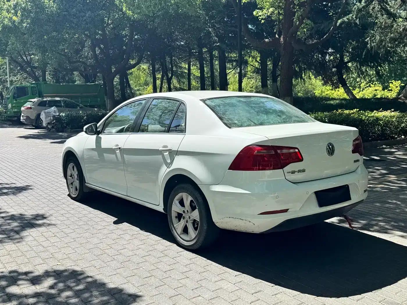 2014 Volkswagen Bora 1.6L Automatic Fashion Edition — миниатюра 13