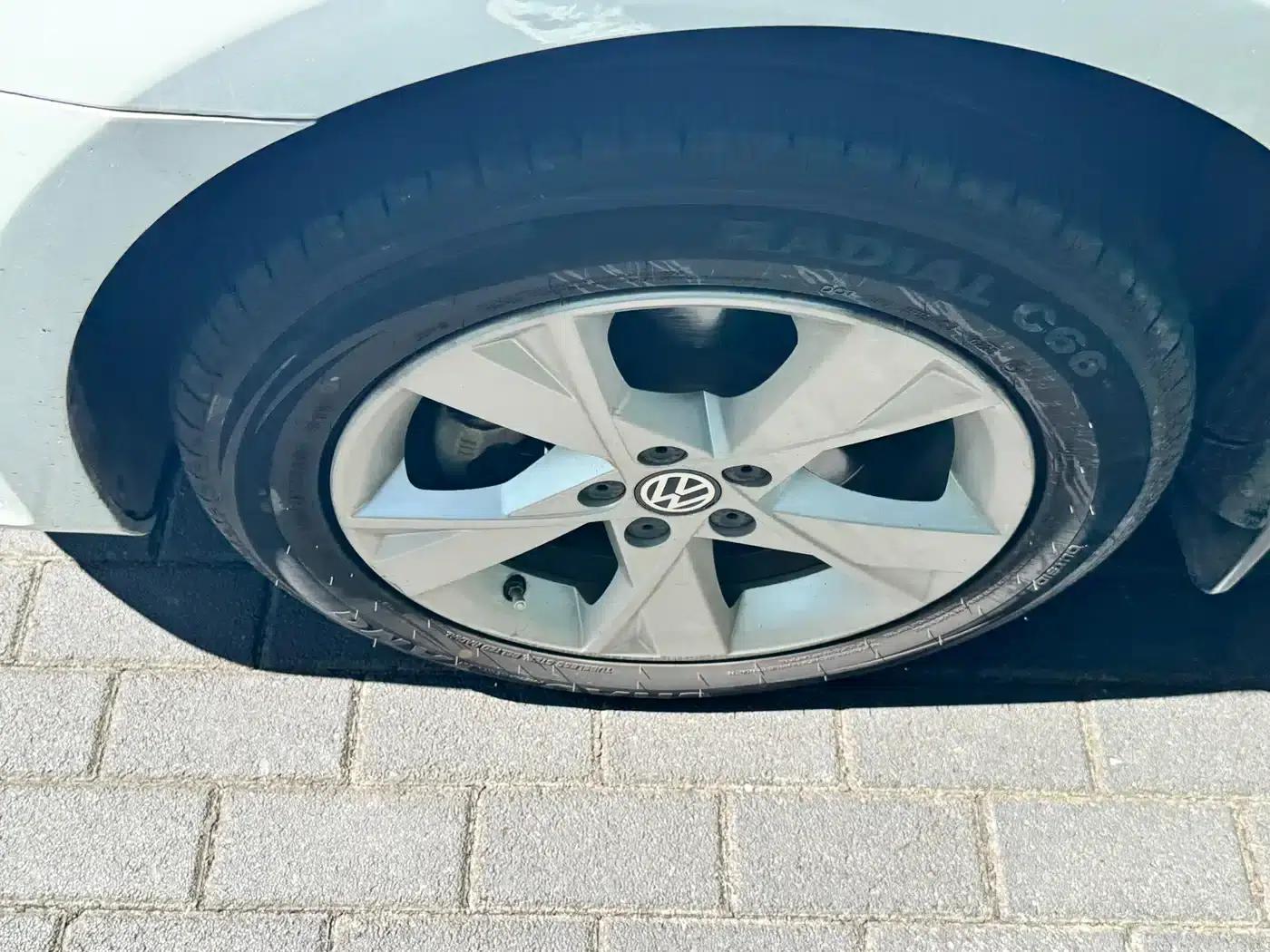 2014 Volkswagen Bora 1.6L Automatic Fashion Edition — миниатюра 5