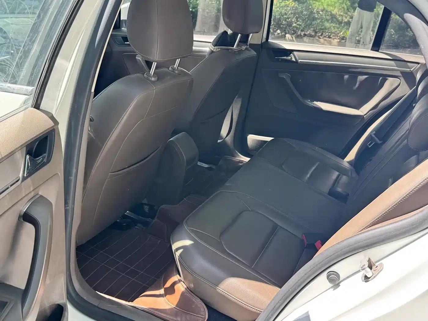 2014 Volkswagen Bora 1.6L Automatic Fashion Edition — миниатюра 7