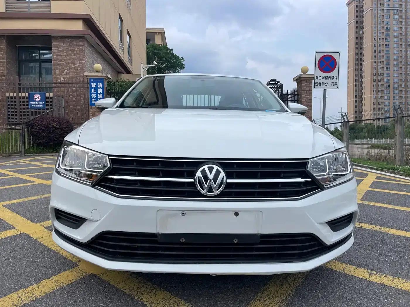 2019 Volkswagen Bora 1.5L Automatic Fashion Edition — миниатюра 2