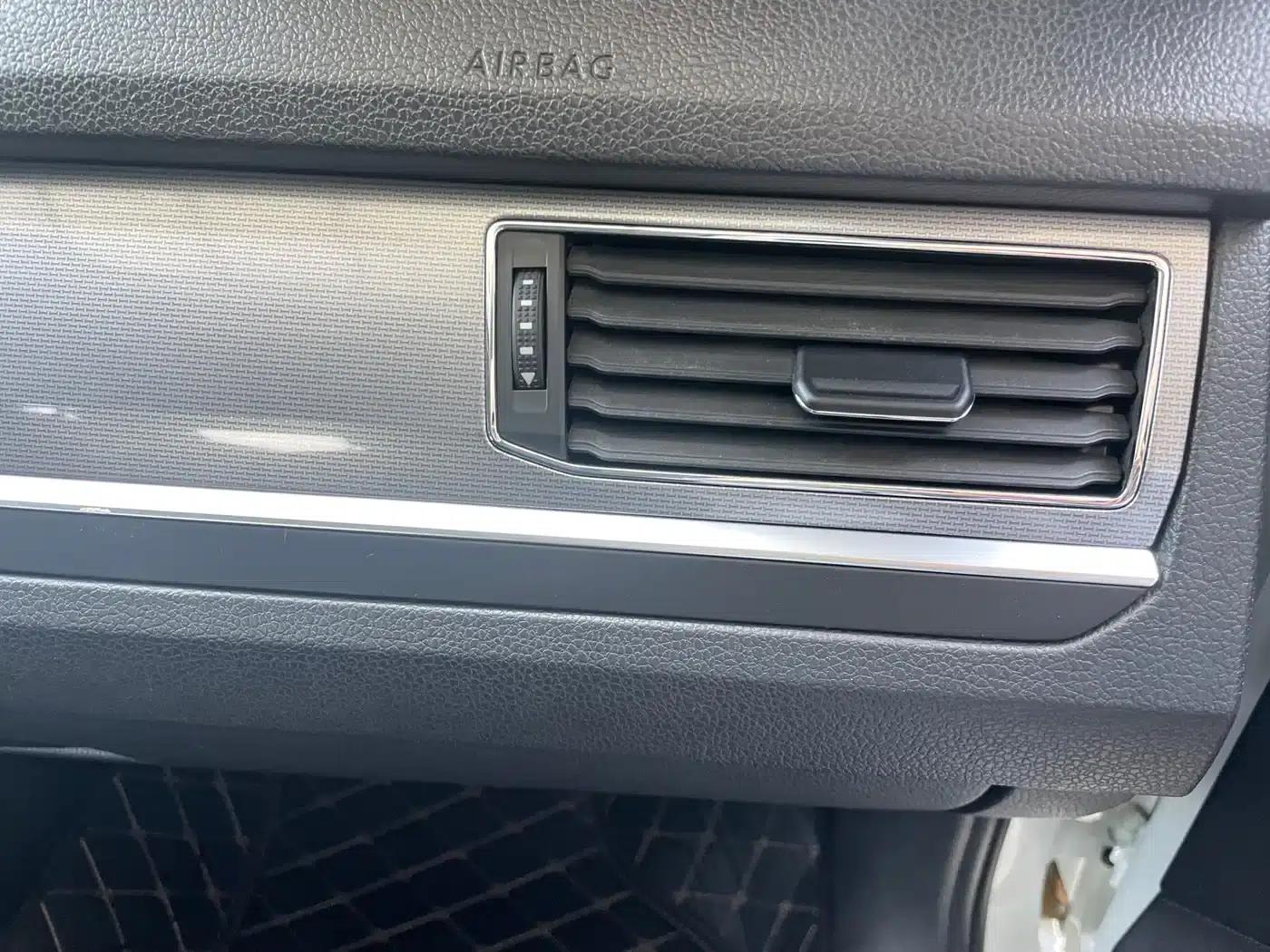 2019 Volkswagen Bora 1.5L Automatic Fashion Edition — миниатюра 13