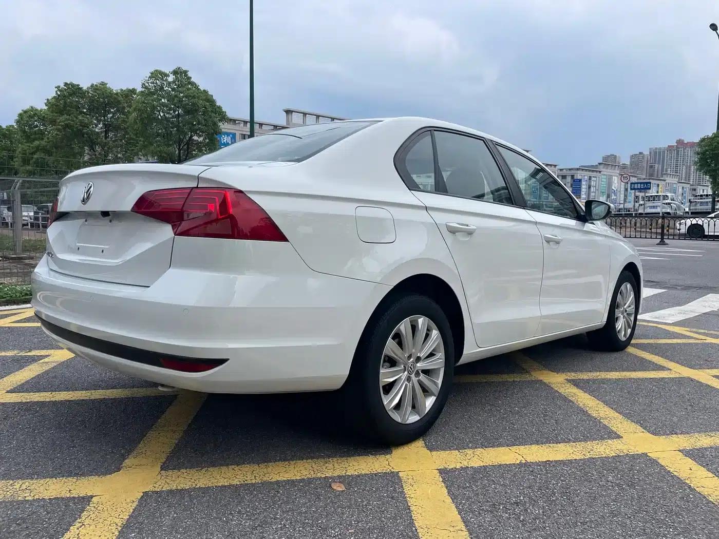 2019 Volkswagen Bora 1.5L Automatic Fashion Edition — миниатюра 6