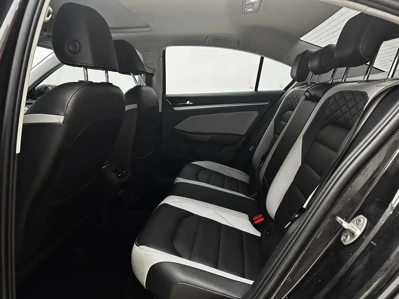 2023 Volkswagen Bora 280TSI DSG Premium Edition — миниатюра 15