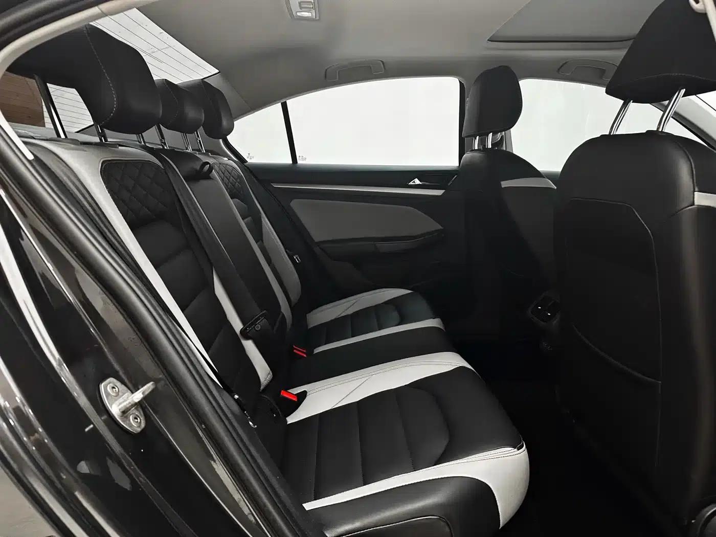 2023 Volkswagen Bora 280TSI DSG Premium Edition — миниатюра 16