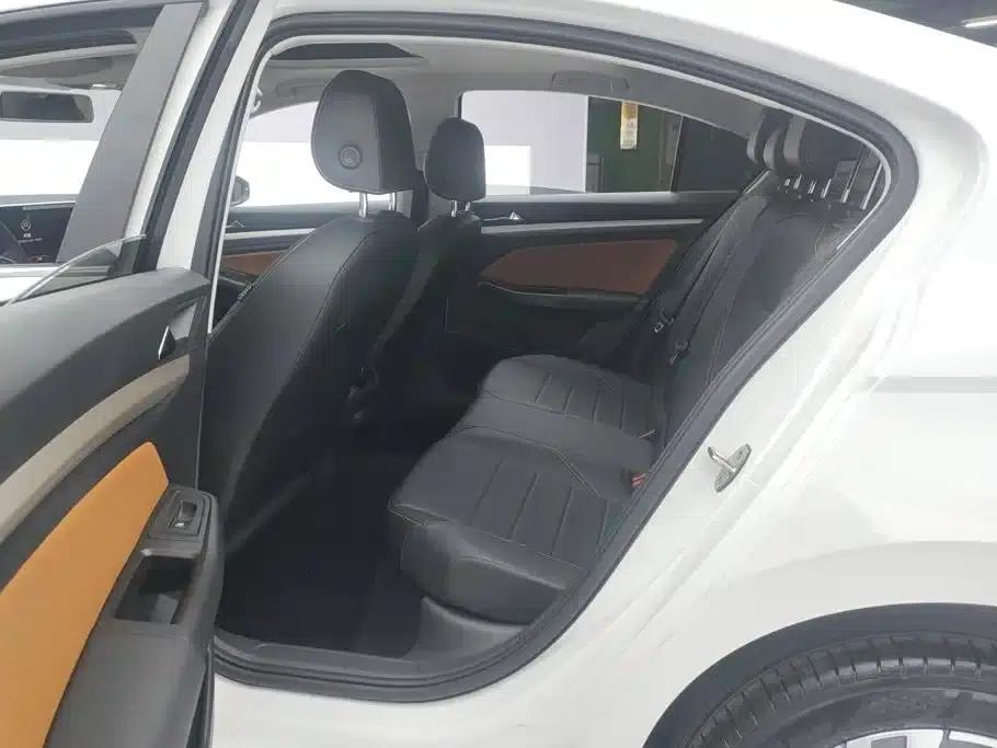 2025 Volkswagen Bora 200TSI DSG Joyful Navigation Edition — миниатюра 11