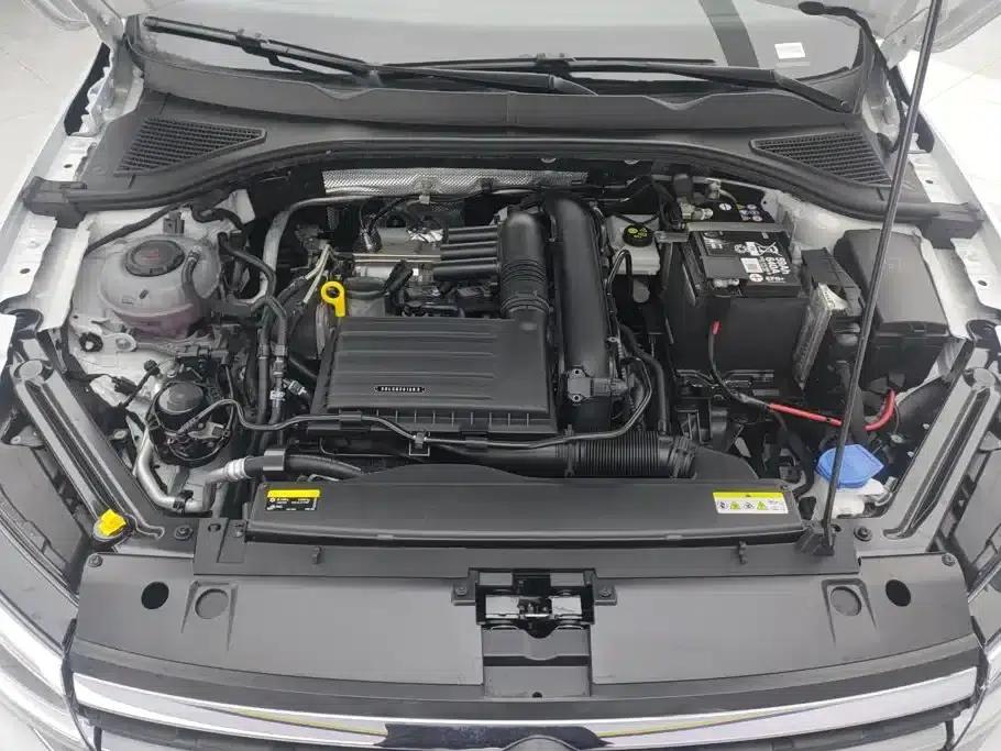 2025 Volkswagen Bora 200TSI DSG Joyful Navigation Edition — миниатюра 10