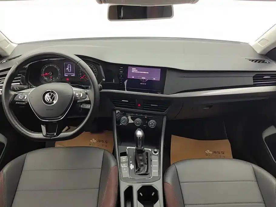 2021 Volkswagen Bora 1.5L Automatic Comfort Smart Connect Edition — миниатюра 12
