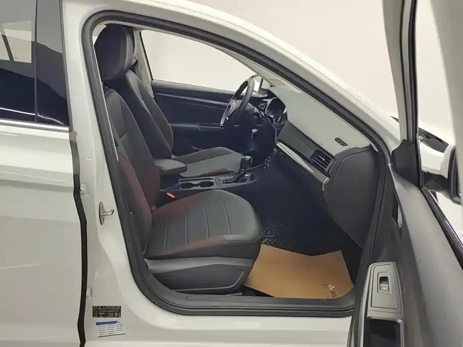 2021 Volkswagen Bora 1.5L Automatic Comfort Smart Connect Edition — миниатюра 8