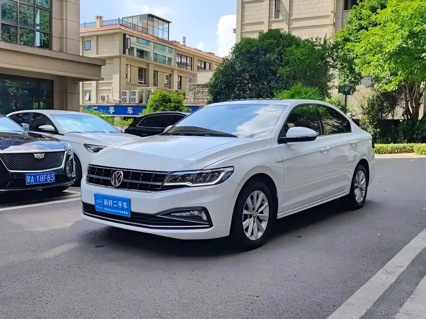 2019 Volkswagen Bora Facelift 280TSI DSG Elite (China VI Emission Standard) — миниатюра 1