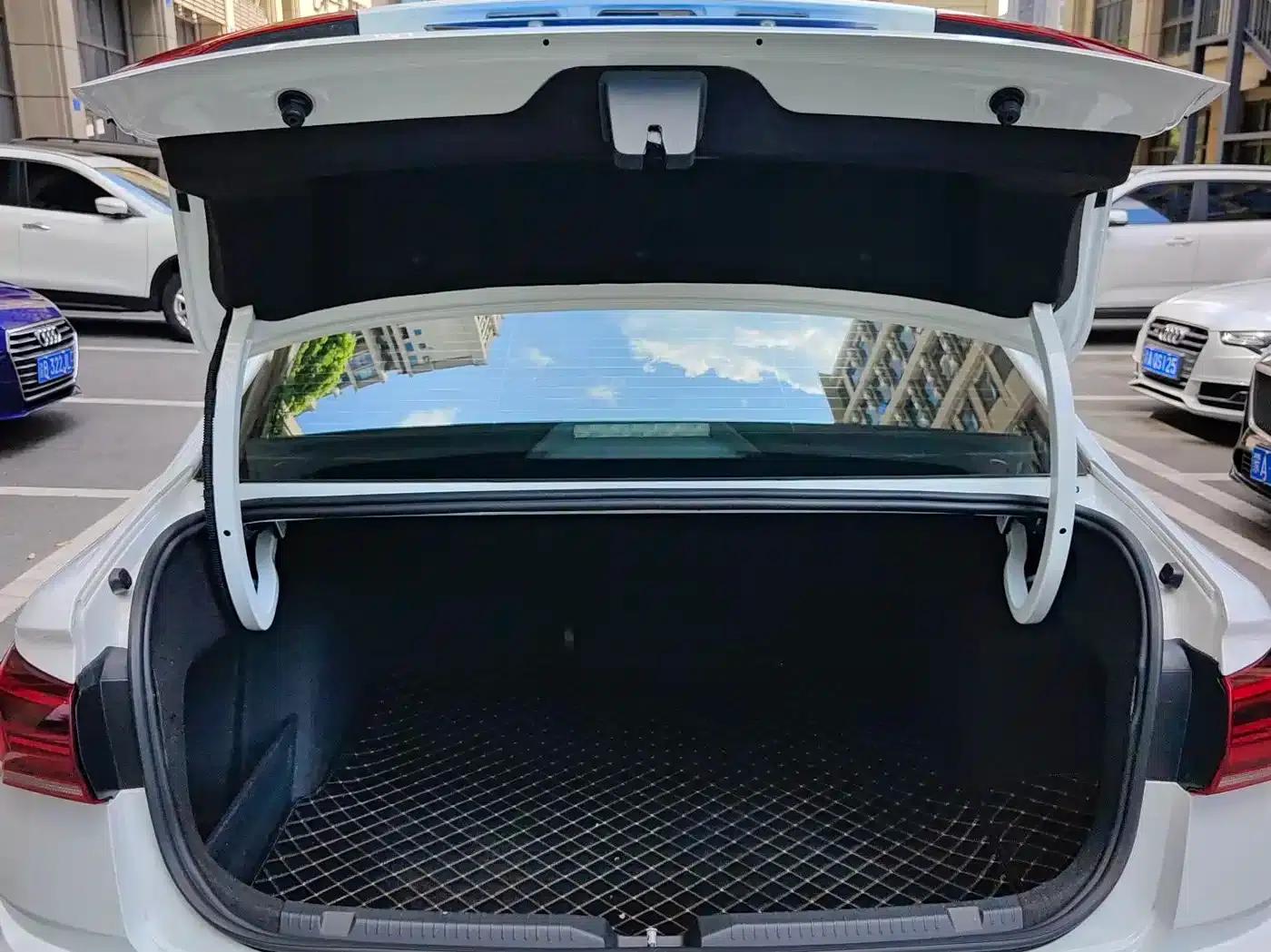 2019 Volkswagen Bora Facelift 280TSI DSG Elite (China VI Emission Standard) — миниатюра 12