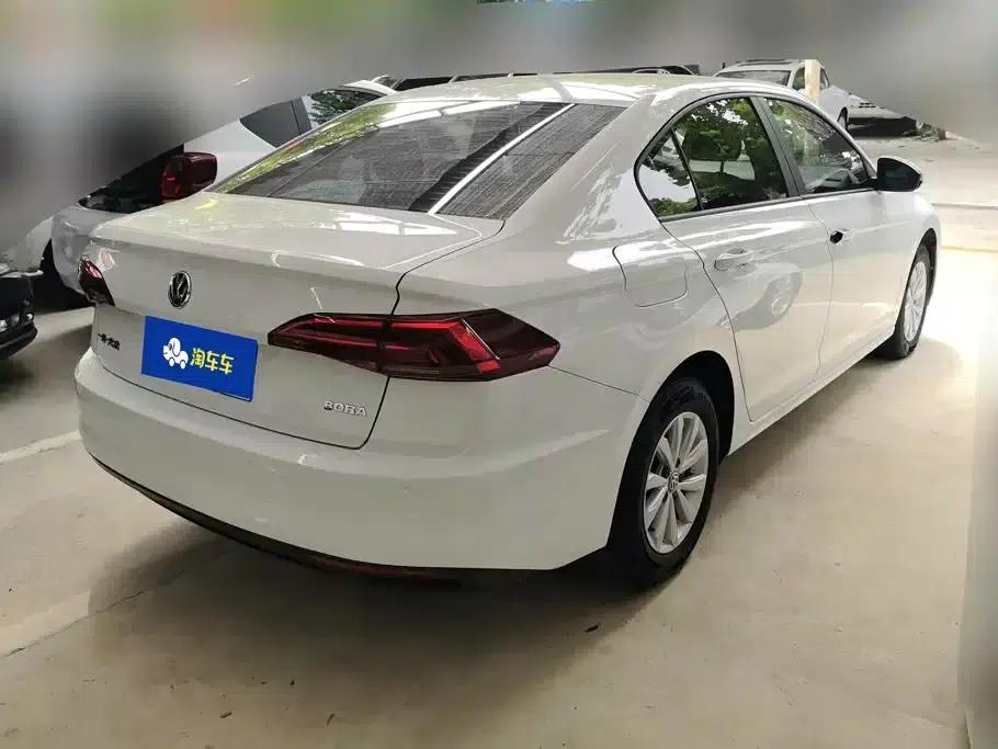 2019 Volkswagen Bora 1.5L Automatic Fashion Edition — миниатюра 3