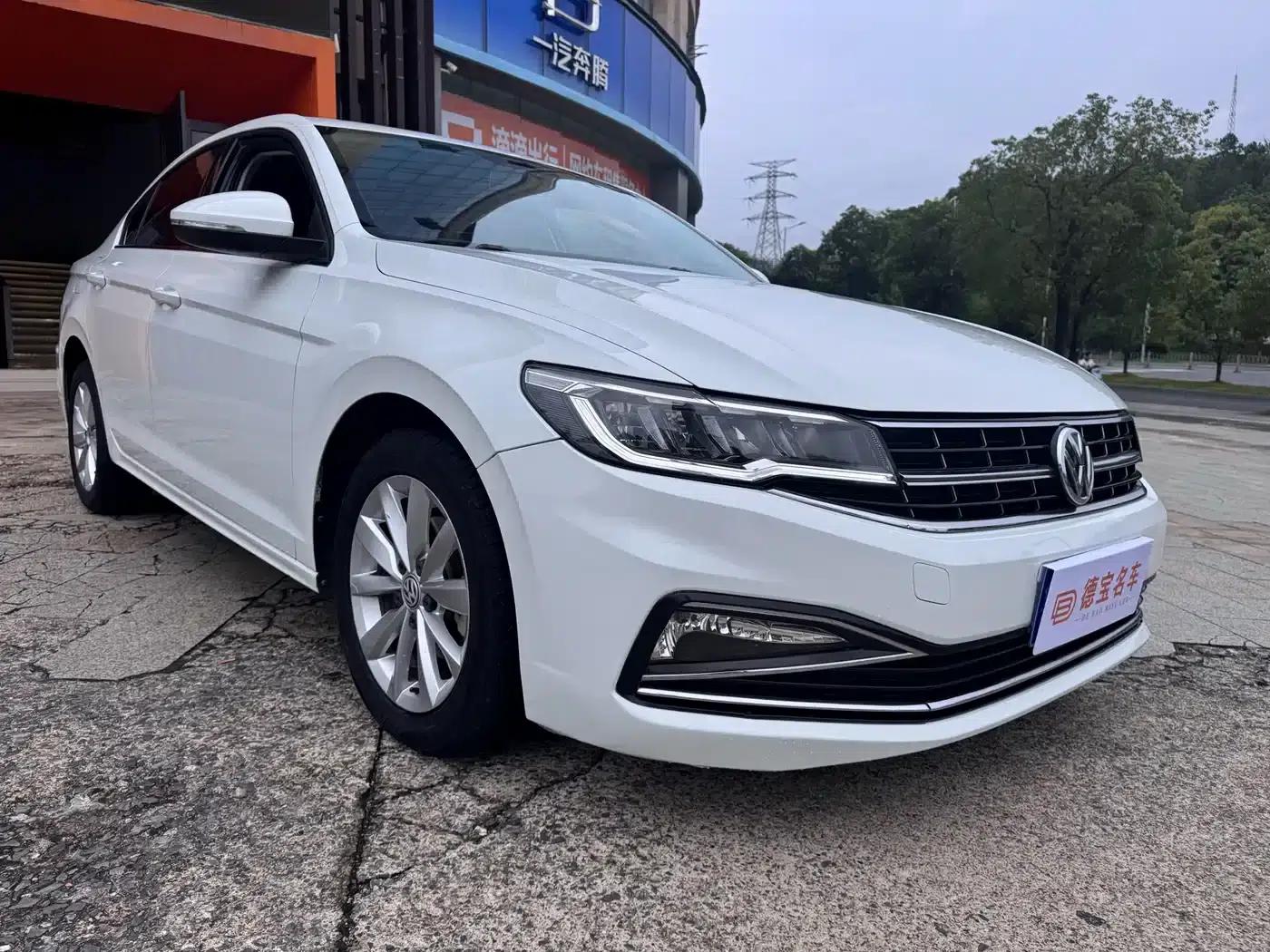 2020 Volkswagen Bora 1.5L Automatic Comfort Model — миниатюра 3