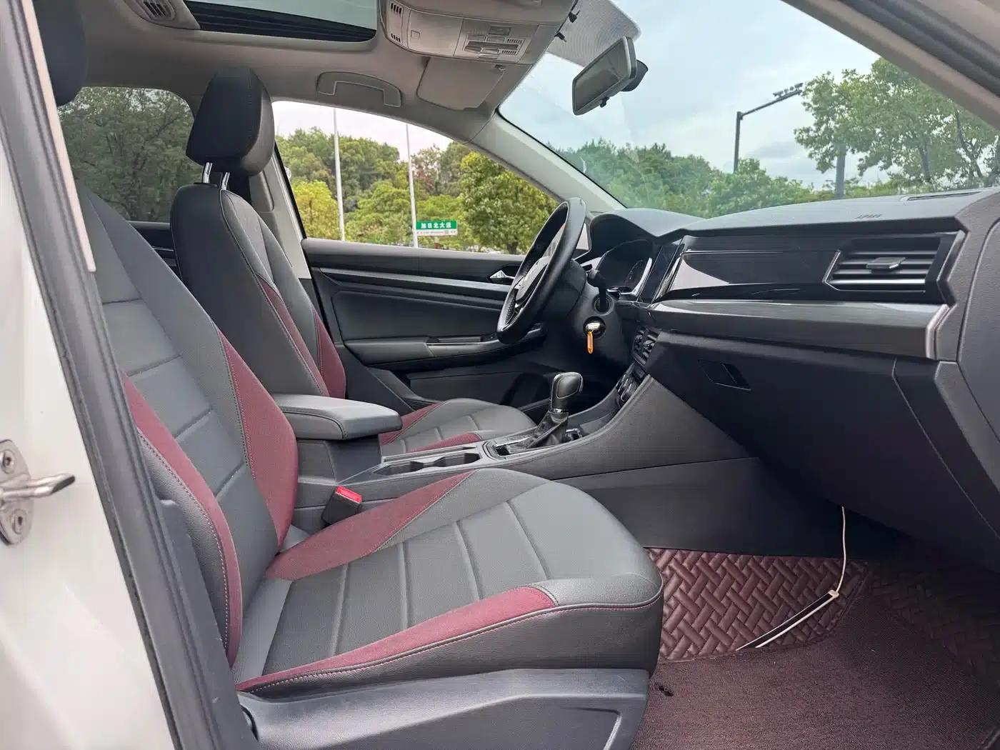 2020 Volkswagen Bora 1.5L Automatic Comfort Model — миниатюра 5