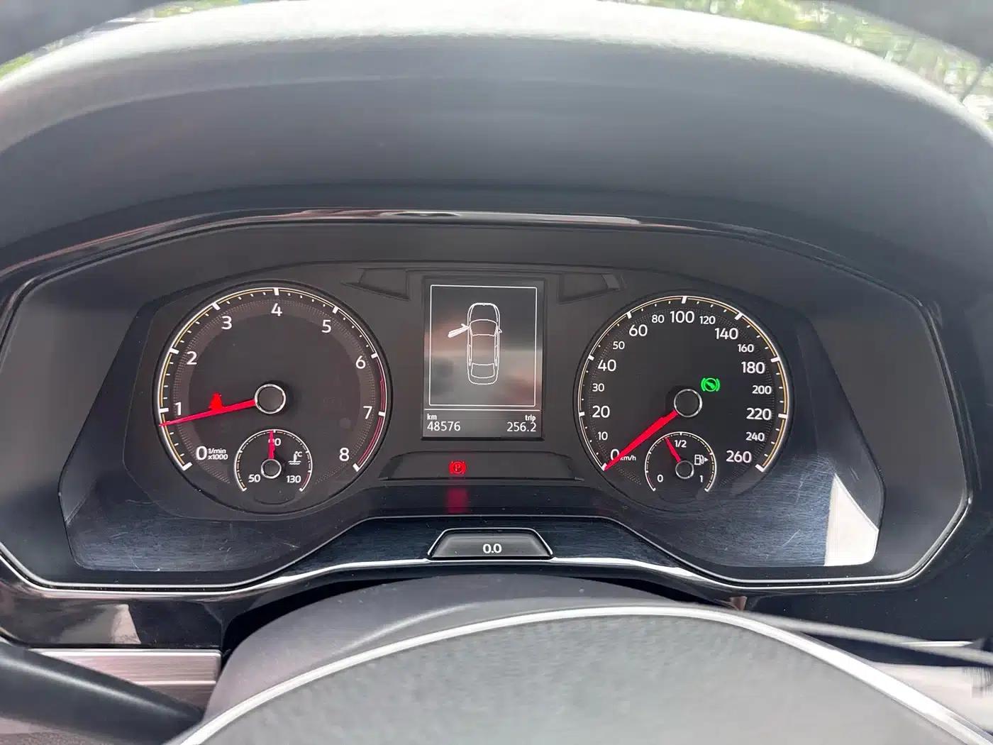 2020 Volkswagen Bora 1.5L Automatic Comfort Model — миниатюра 10
