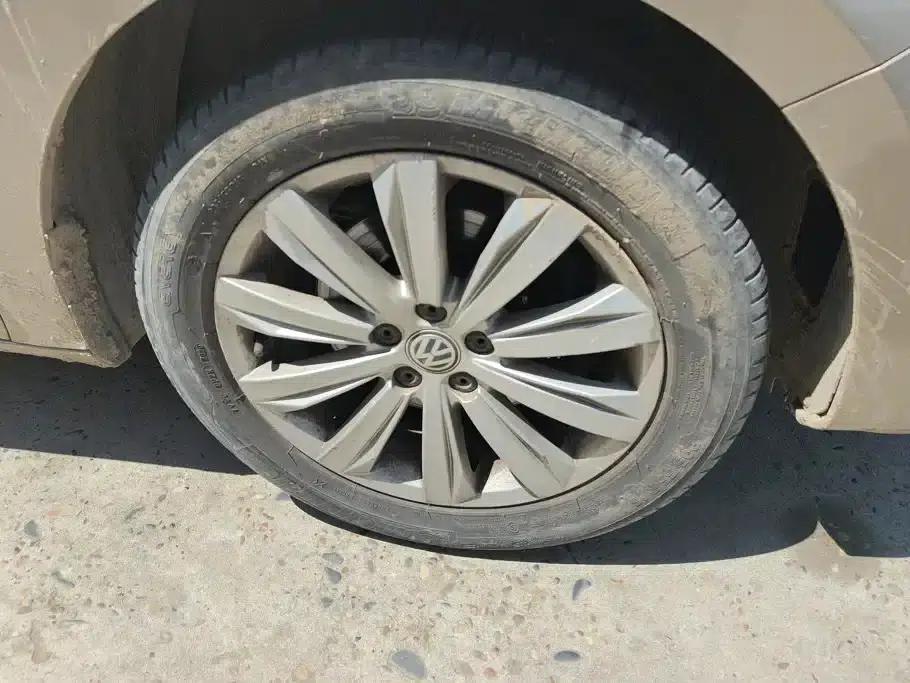 2016 Volkswagen Bora 1.6L Automatic Comfort Model — миниатюра 6