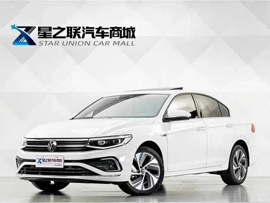 2023 Volkswagen Bora 300TSI DSG Premium Edition — миниатюра 1