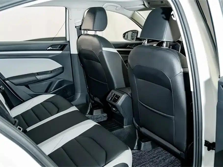 2023 Volkswagen Bora 300TSI DSG Premium Edition — миниатюра 21
