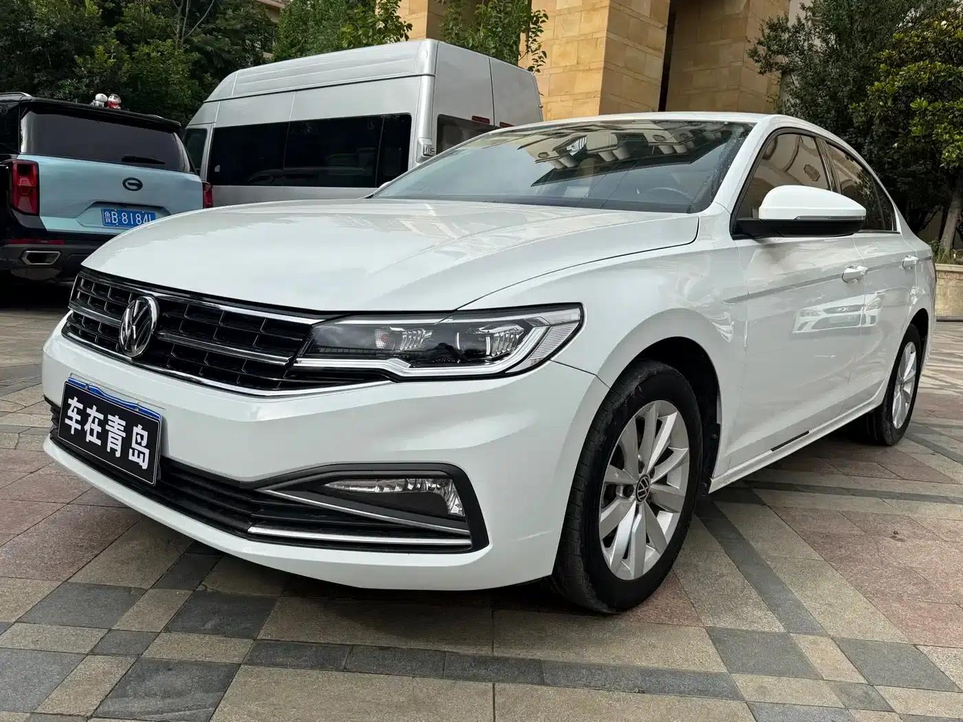 2021 Volkswagen Bora 1.5L Automatic Fashion Smart Edition — миниатюра 1