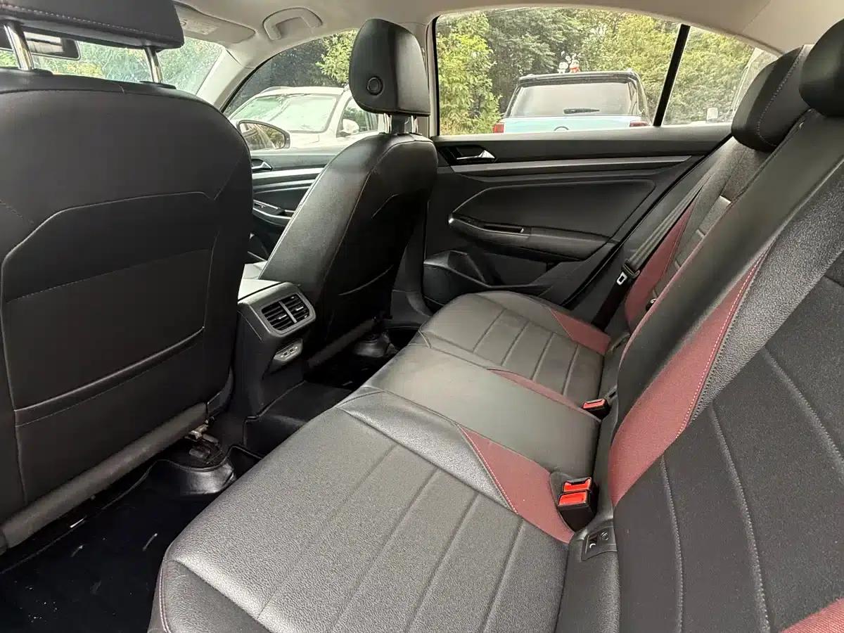 2021 Volkswagen Bora 1.5L Automatic Fashion Smart Edition — миниатюра 6