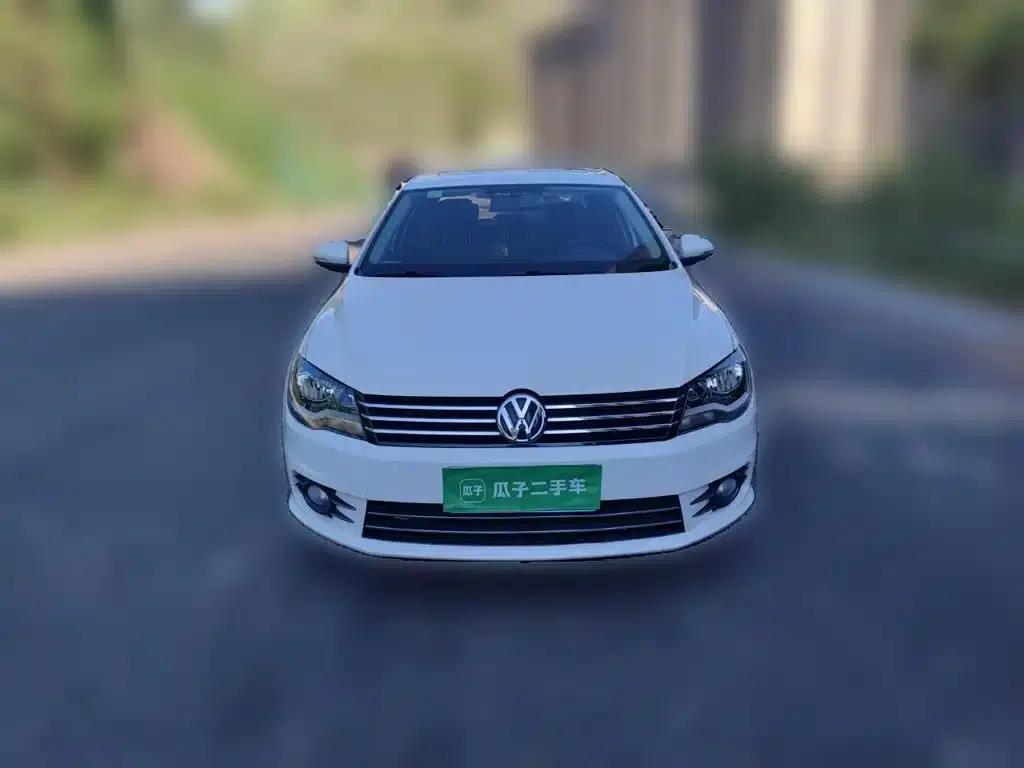 2015 Volkswagen Bora Value Edition 1.6L Manual Comfort Model — миниатюра 3